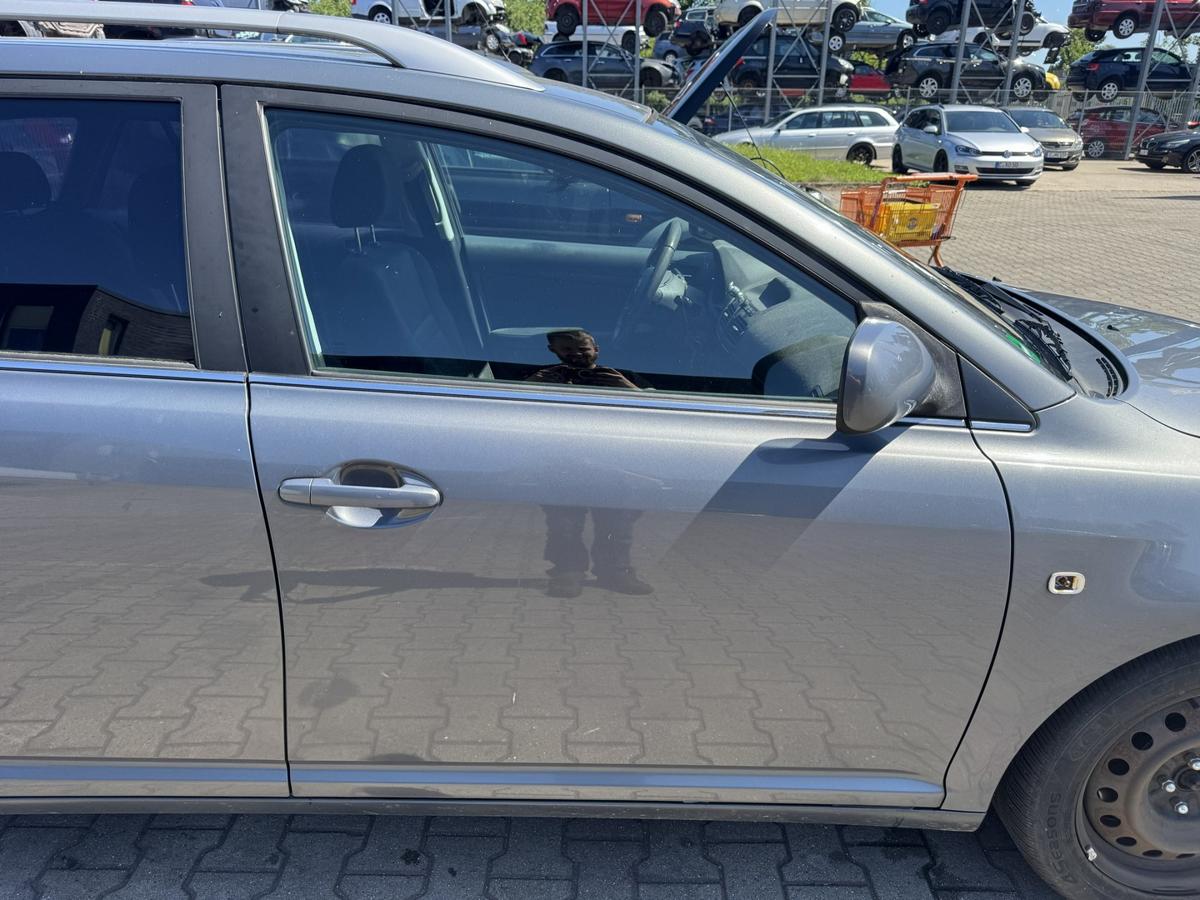 Toyota Avensis T25 original T&uuml;r vorn rechts 1E5 Gray Perleffekt Rohbau Bj.2004